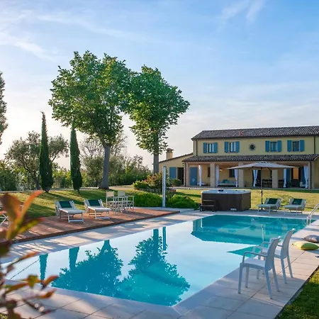 Marcheholiday Elettra Villa San Costanzo